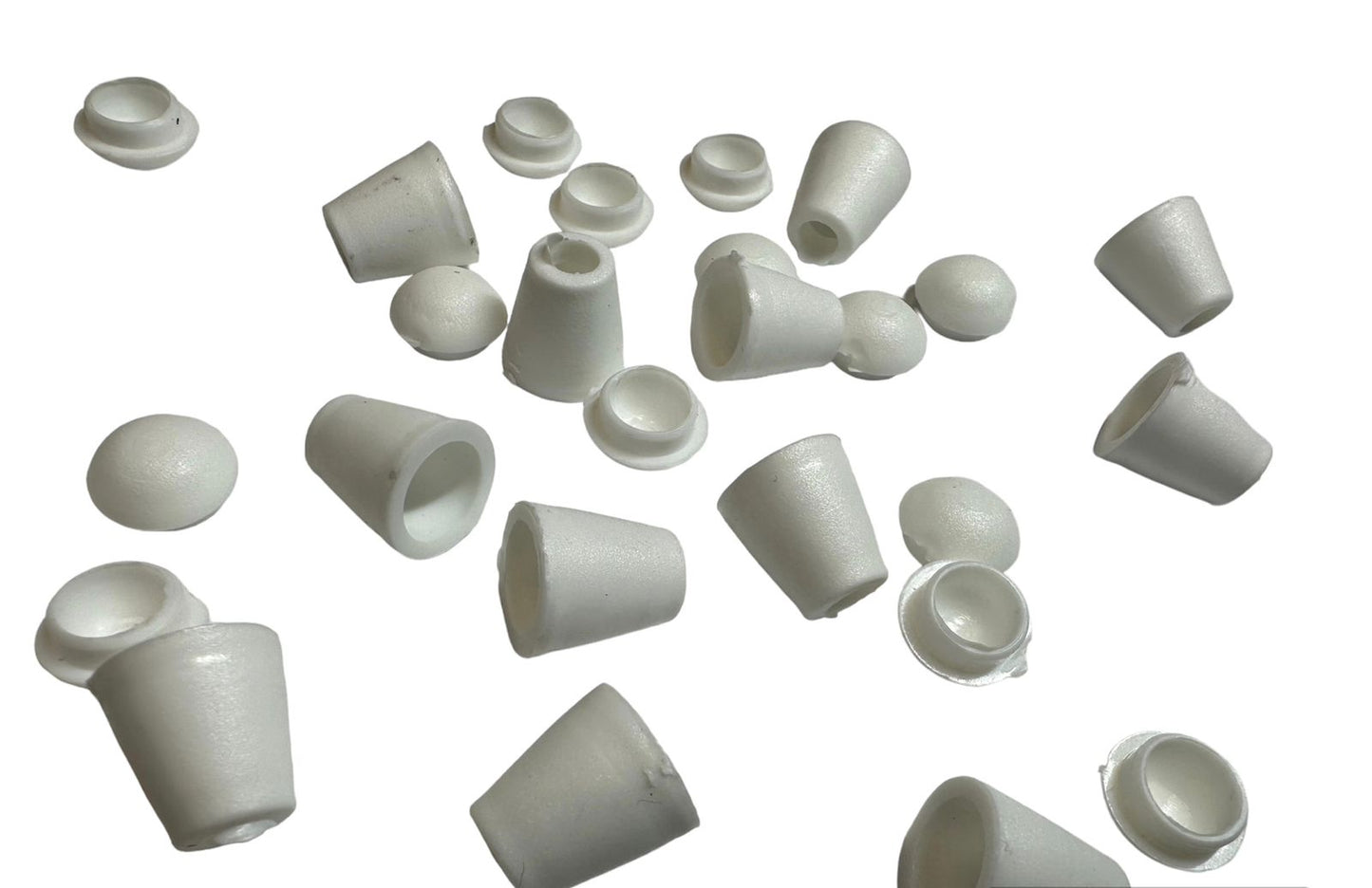 BELLOTA DE PLASTICO BLANCO
