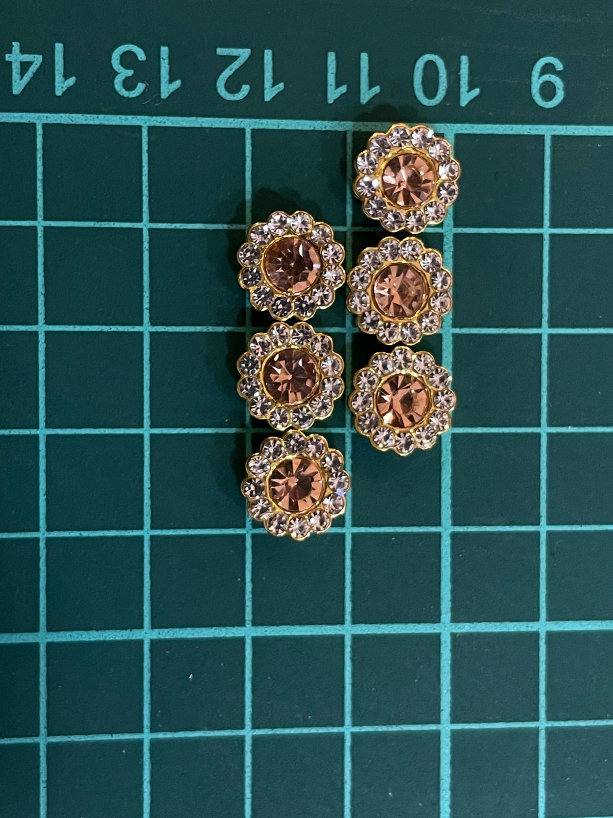 FLOR REMACHE BASE ORO-PIEDRA ROSA #10 MM