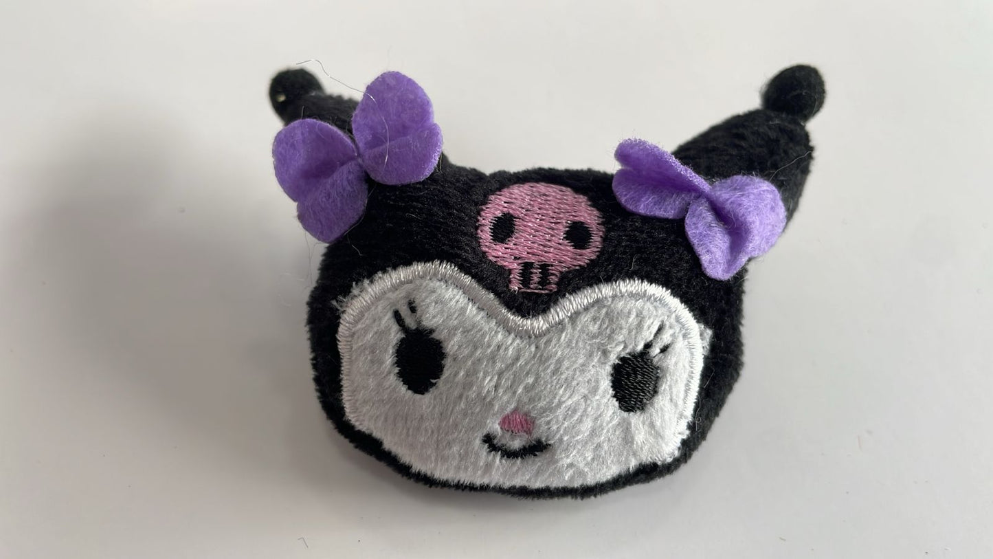 PELUCHE KUROMI NEGRO CON MOÑO