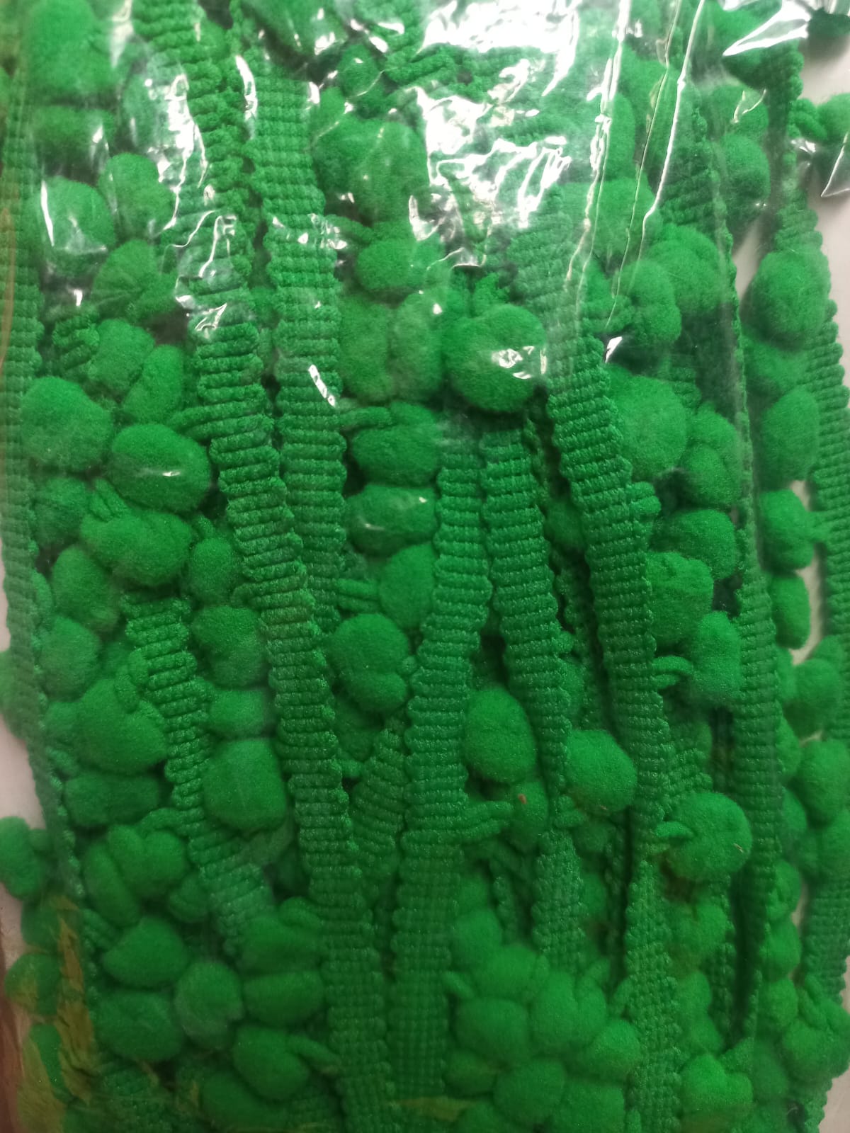 MILLARE POMPON 1 CM VERDE BANDERA