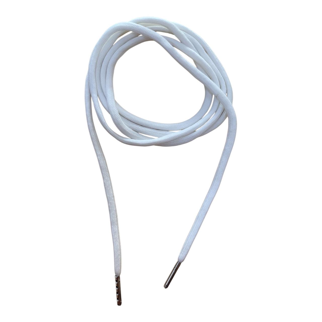 Agujeta redonda color blanco punta metal