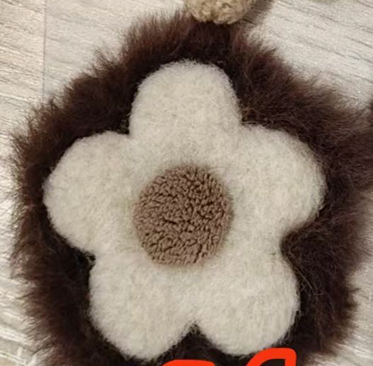 PELUCHE CAFE FLOR HUESO BOTON BEIGE