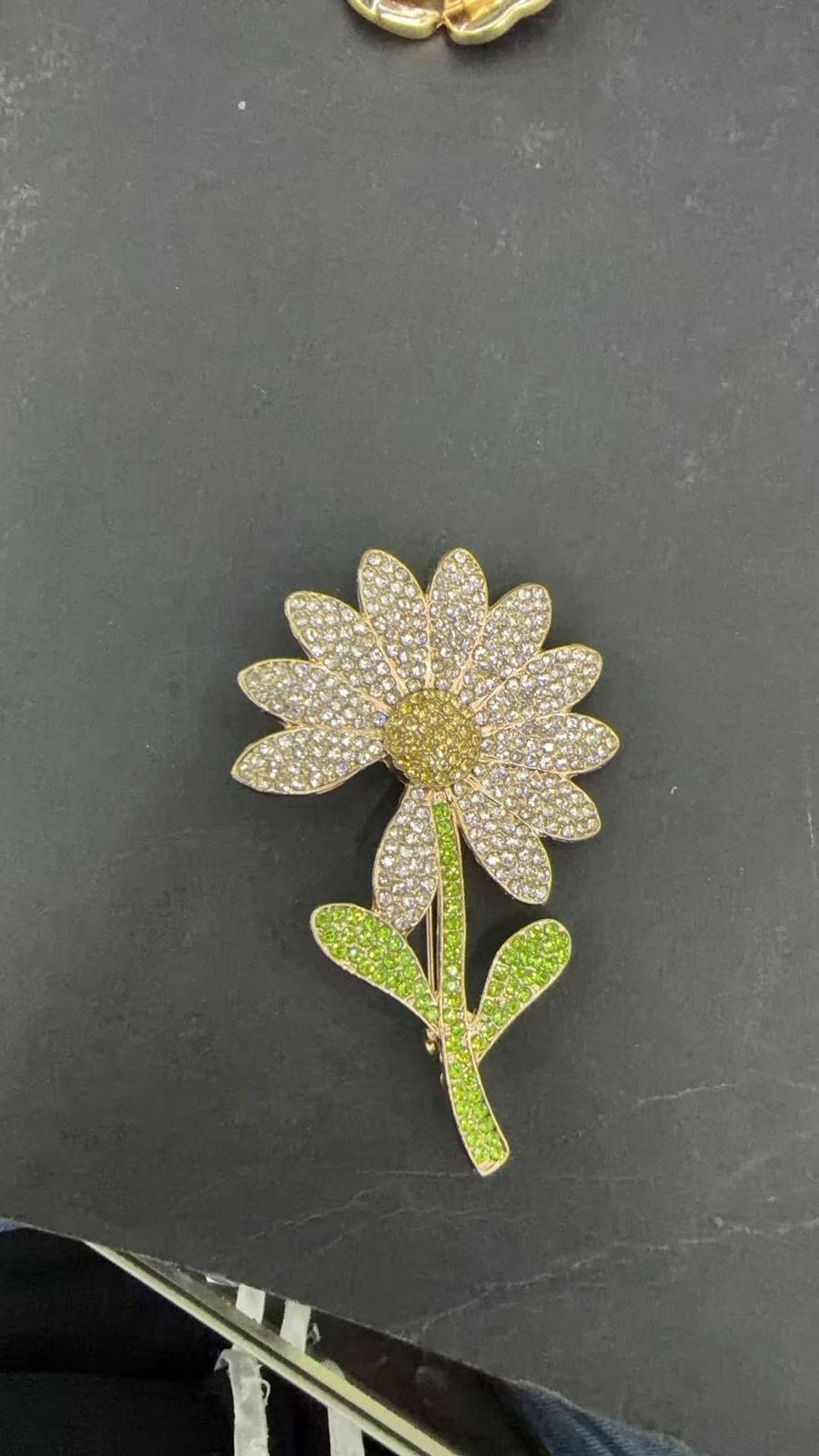 BROCHE DE PIEDRA MARGARITA