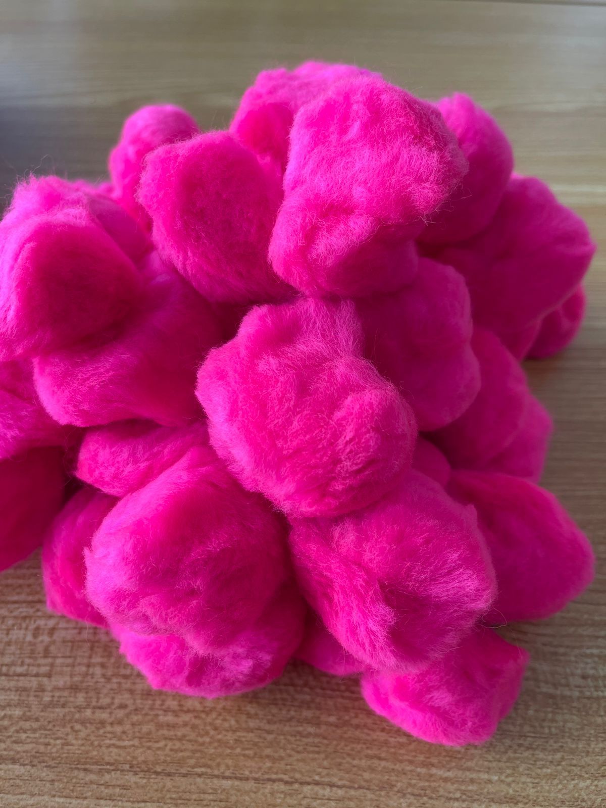 POMPON #25 FUSCHIA
