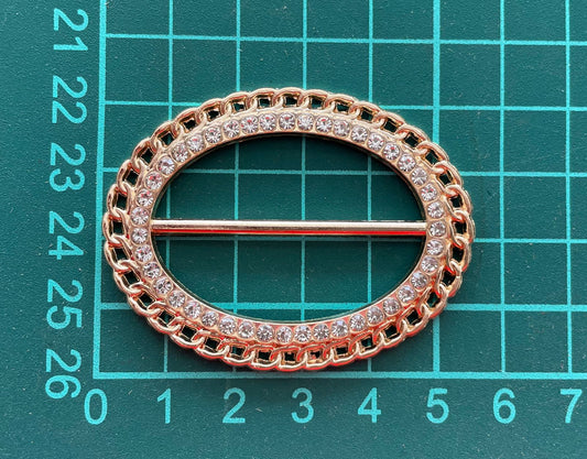 HEBILLA OVALADA CON PIEDRA