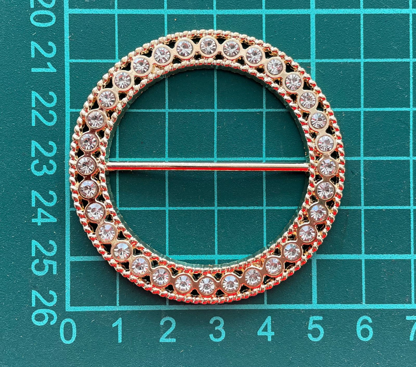 HEBILLA CIRCULO ORO AMARILLO