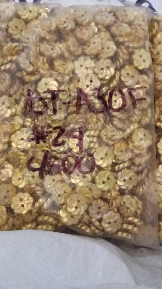 BOTON PLASTICO DORADO #24