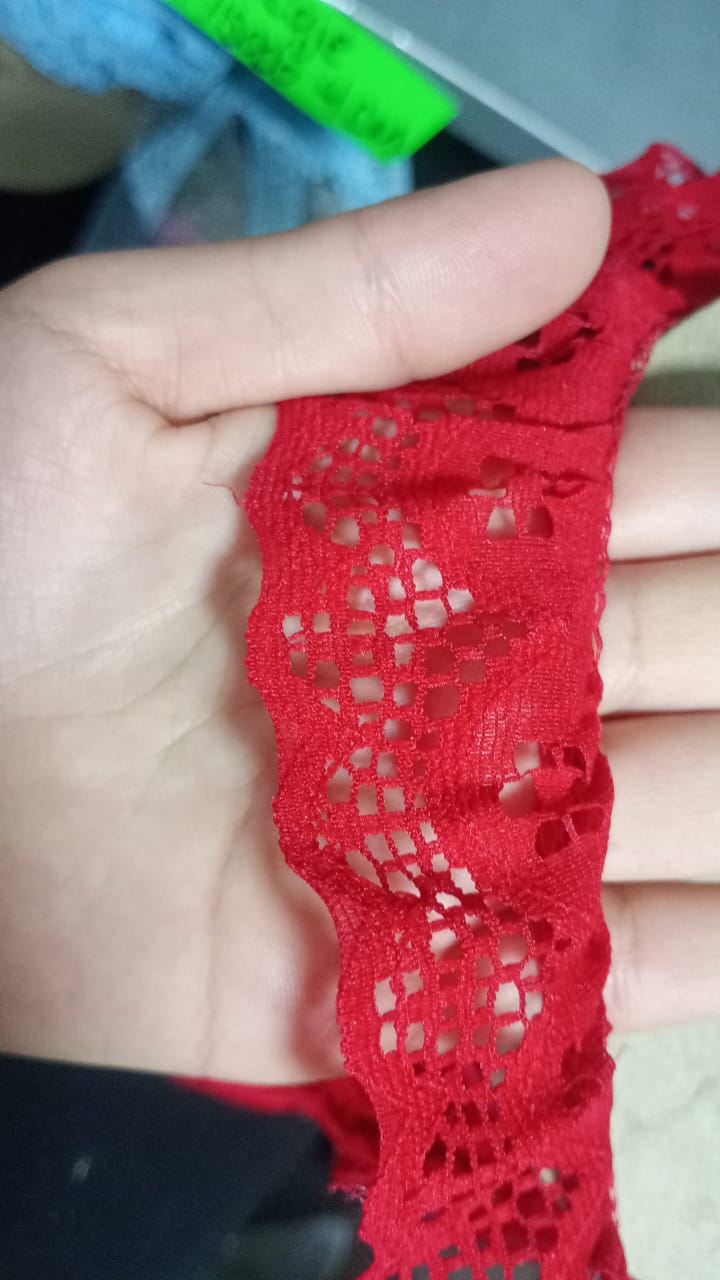 ENCAJE 4CM ROJO