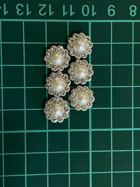 FLOR REMACHE BASE BCO-PIEDRA BLANCA #12