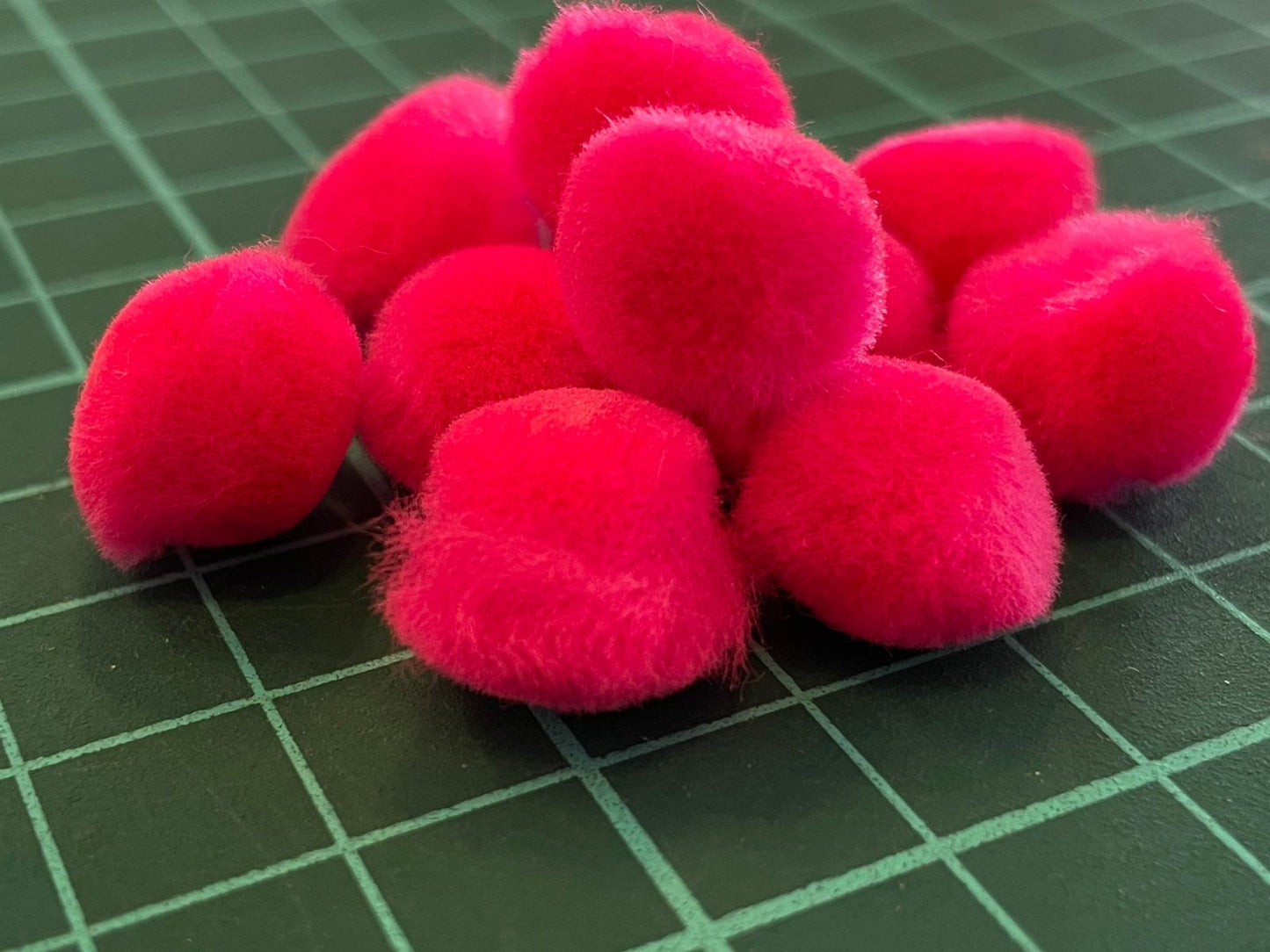 POMPON #13 ROSA MEXICANO