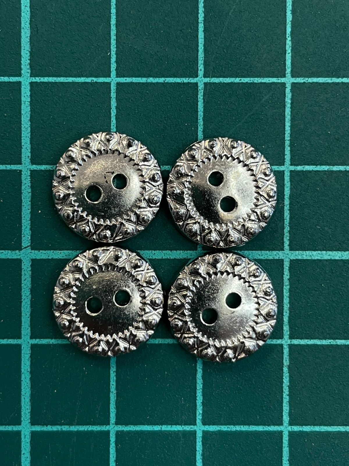 BOTON PLANO PLATA #20