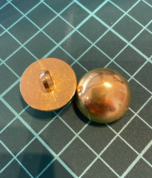 BOTON MEDIA BOLA CON PATA DORADO IMPORTADO #32