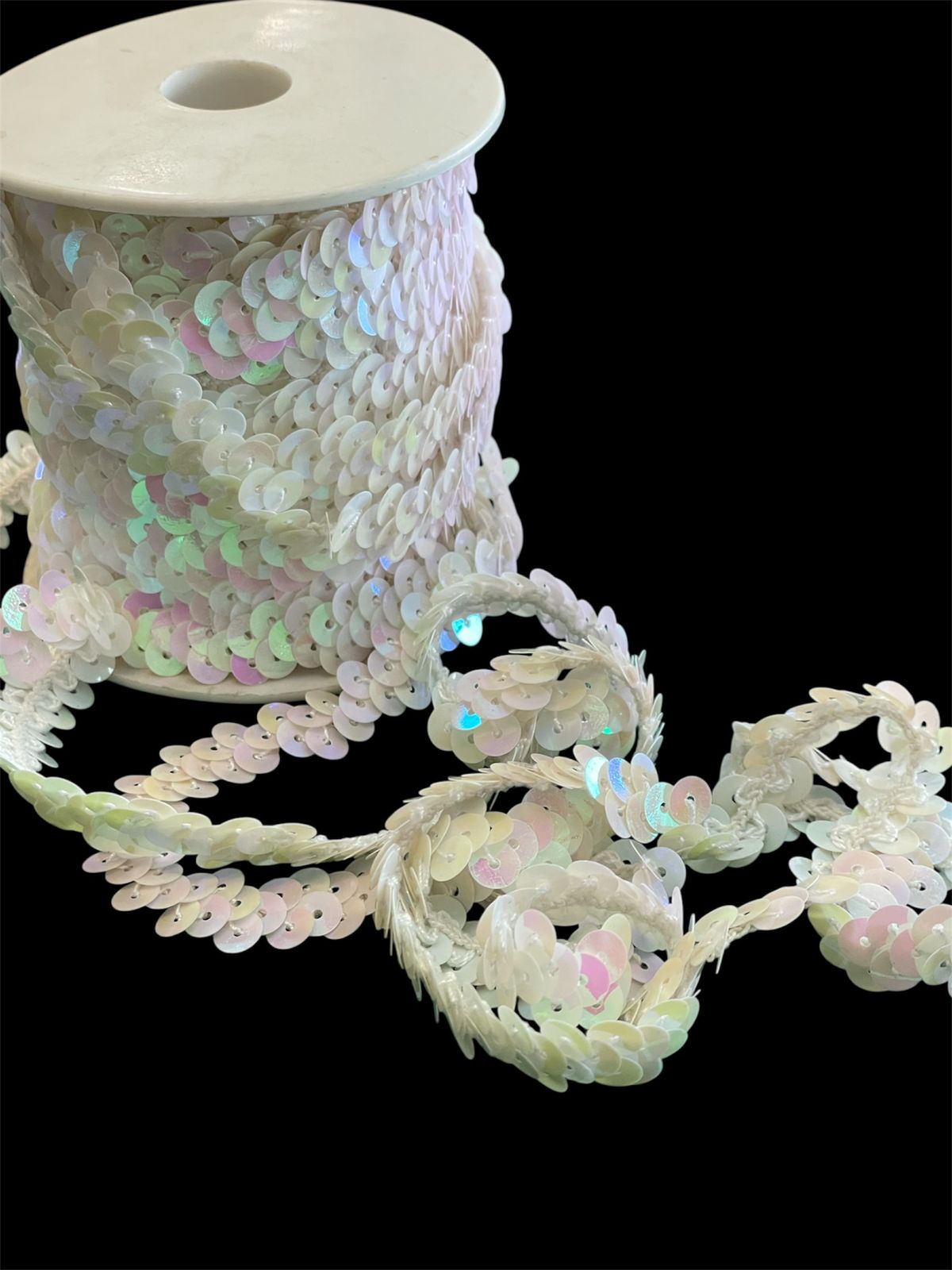 LENTEJUELA ROLLO BLANCO TORNASOL
