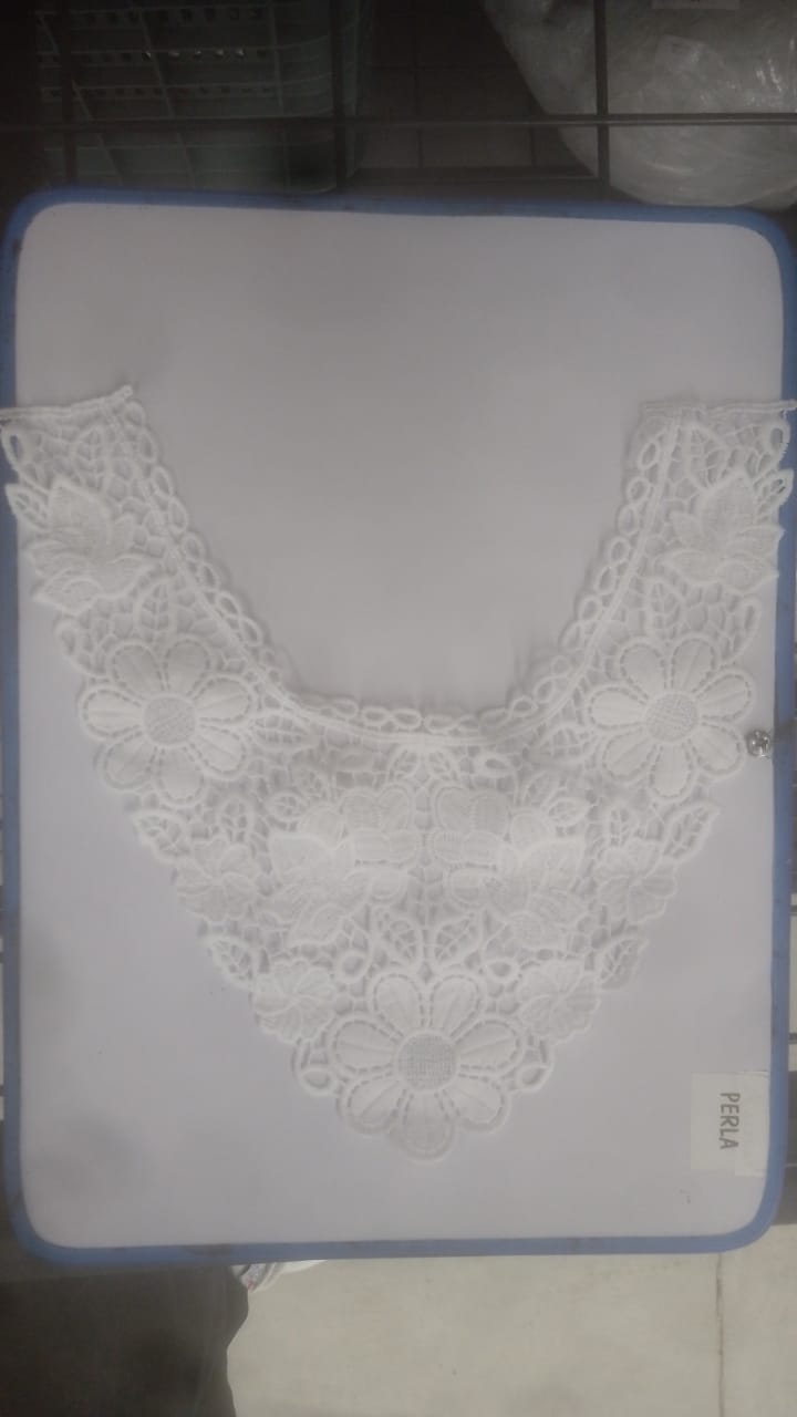 CUELLO SEDA DE LECHE 26210