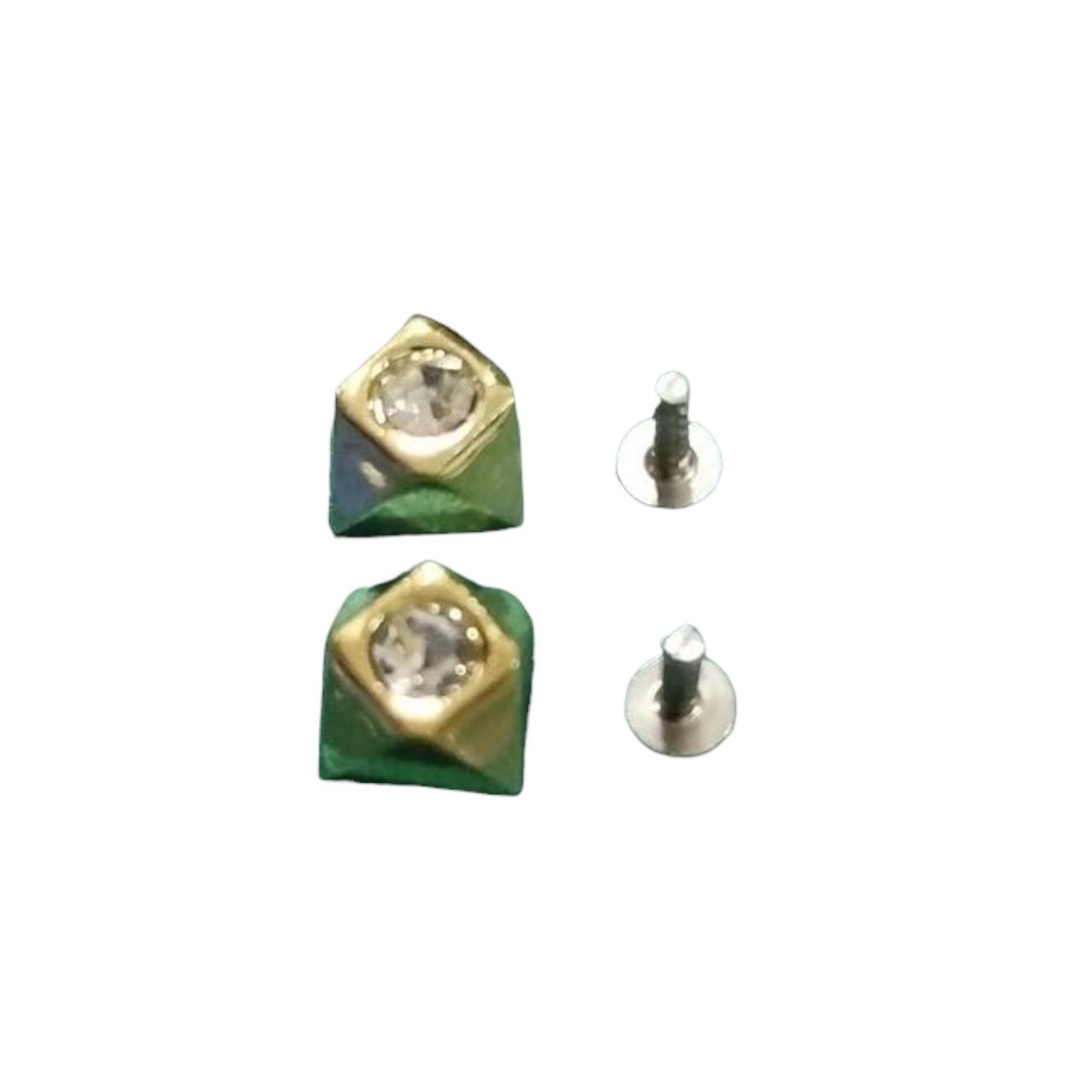 REMACHE PIRAMIDE-CUADRADO DORADO
