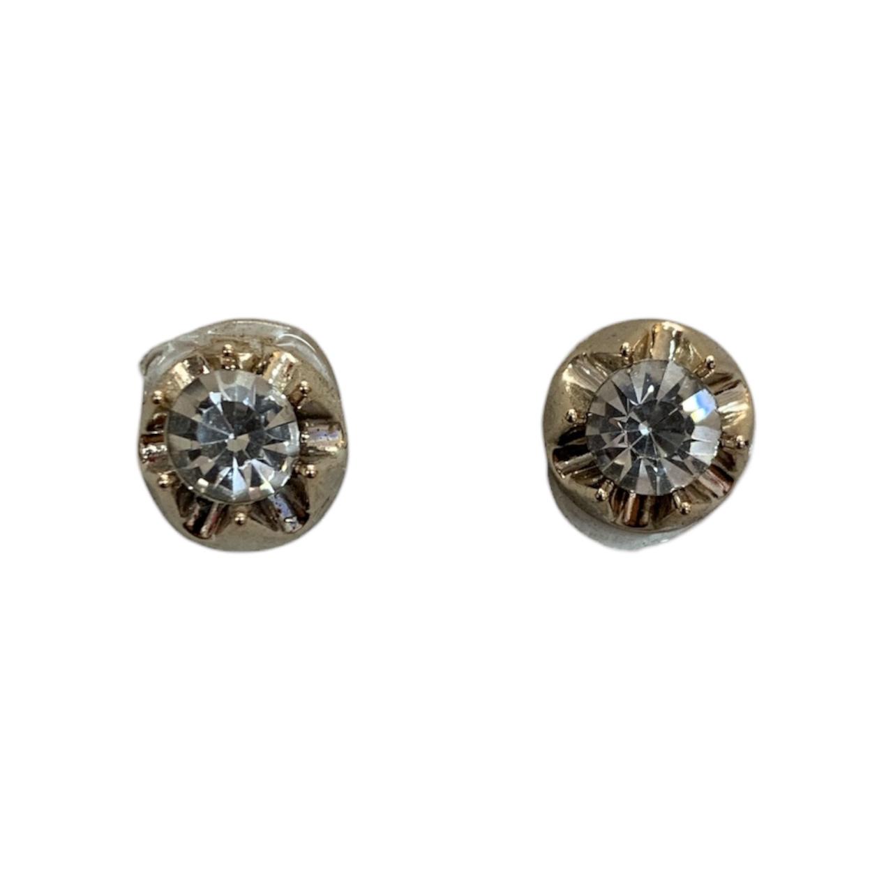 BOTON CON PIEDRA DORADO