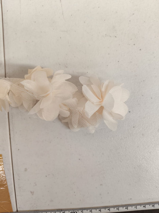 FLOR TUL BEIGE