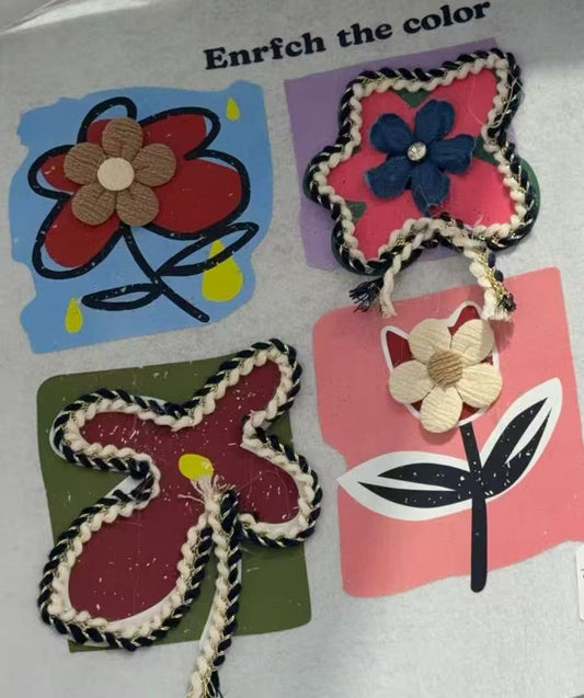 CUATRO FLORES 22X29 CM