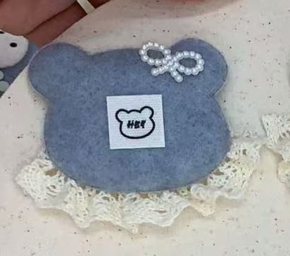 PELUCHE OSO AZUL CUELLO ENCAJE