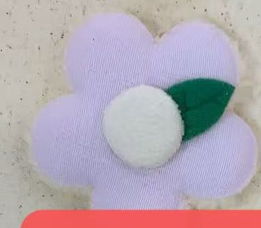 PELUCHE FLOR LILA CON HOJITA