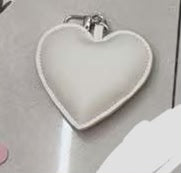 CHARM CORAZON BLANCO
