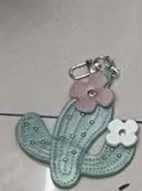 CHARM CACTUS FLOR ROSA Y BLANCA