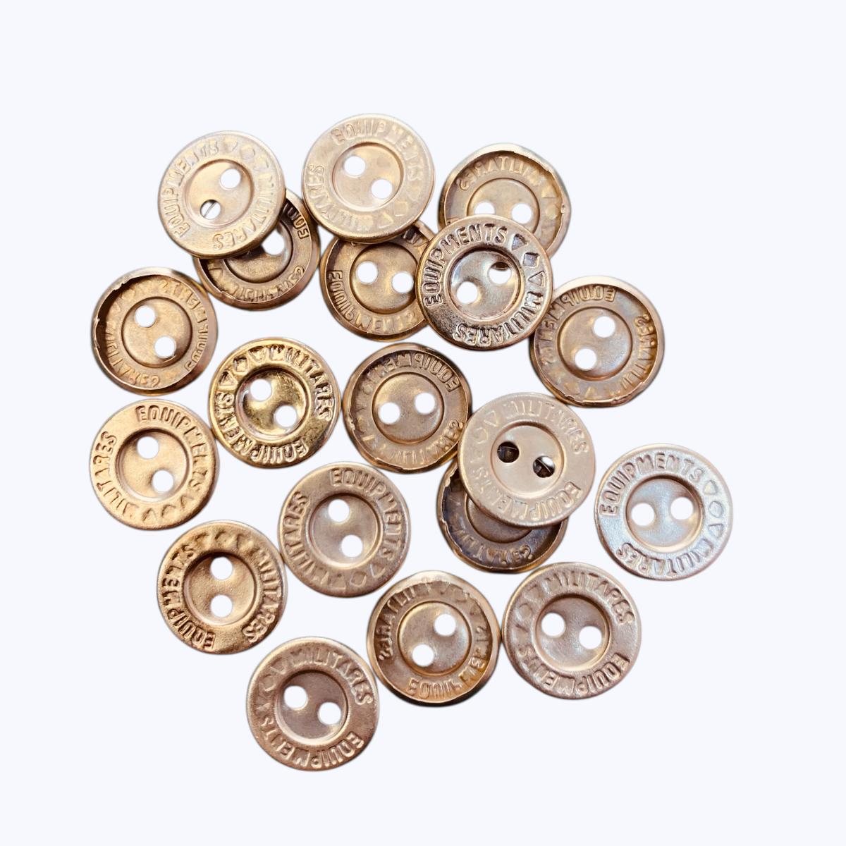 BOTON EQUIPAMIENTO #24 ORO